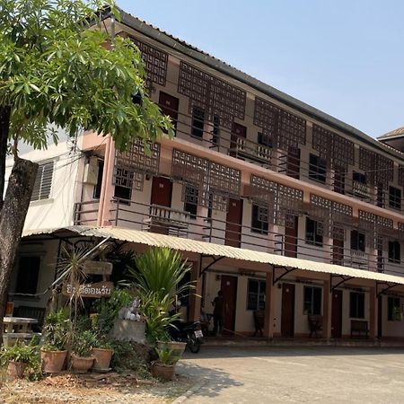 Thaen Thong Hotel Lamphun Luaran gambar
